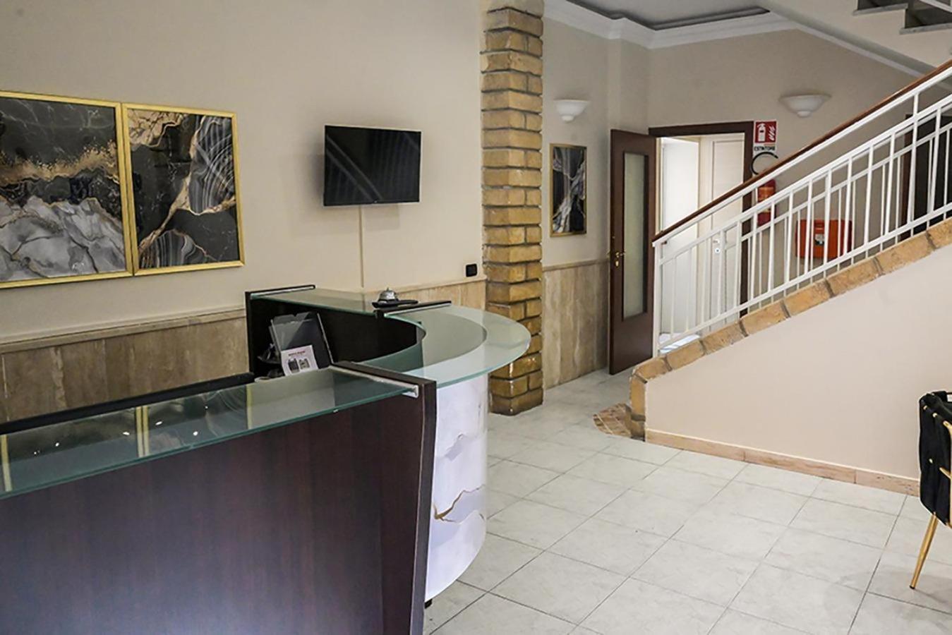 Suisse Hotel Caserta Exterior photo